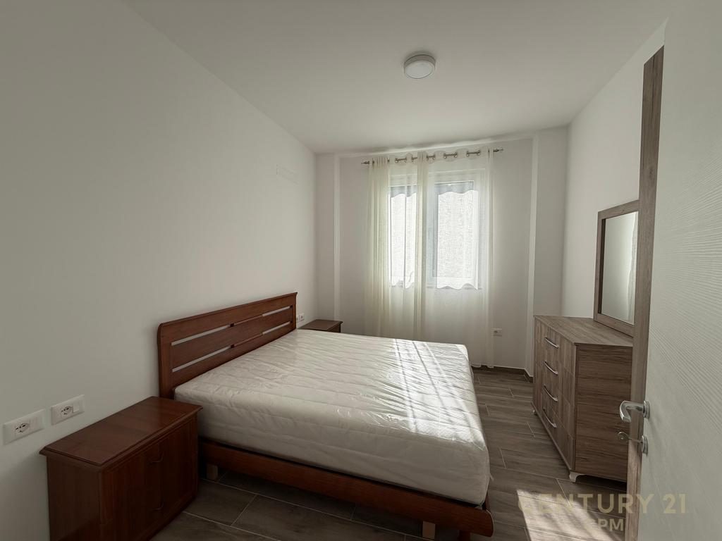 Apartament 2+1 per qira!