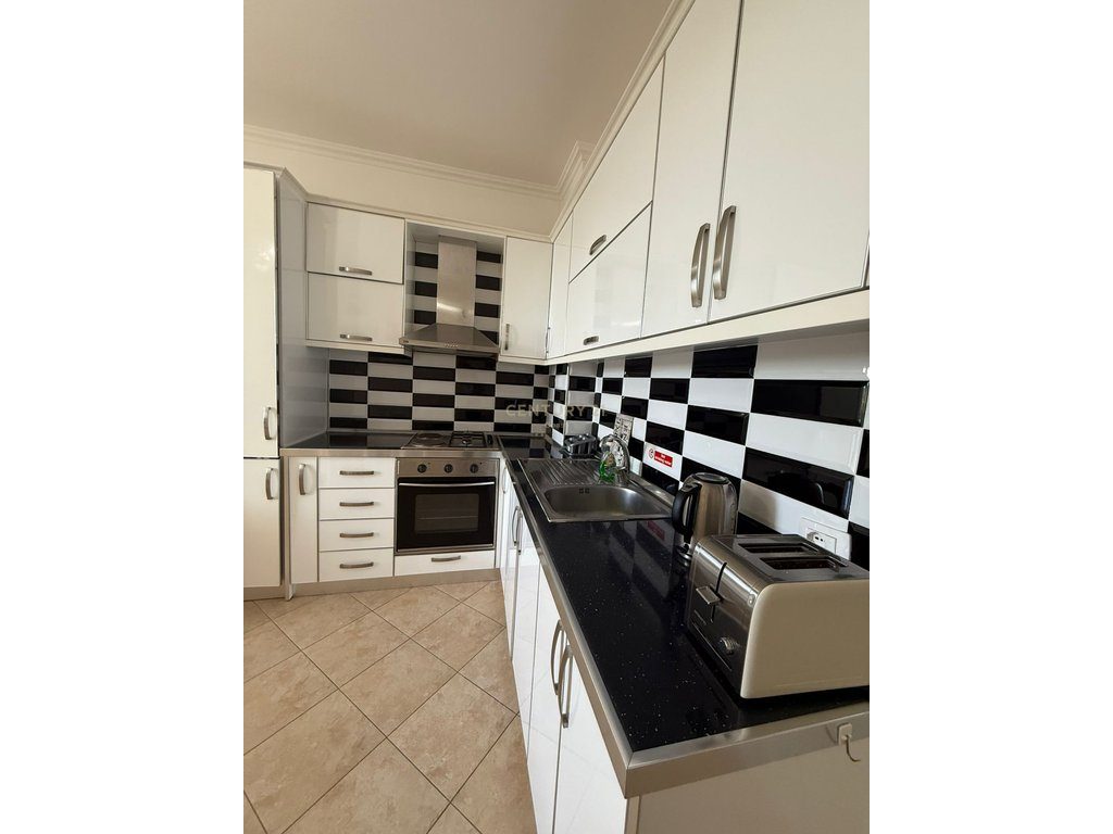 SHITET APARTAMENT 2+1+2 ME DY VERANDA DHE PAMJE PANORAMIKE NGA DETI – “UJI I FTOHTË”, VLORË!!!
