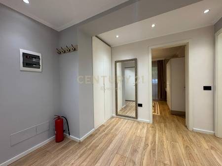 Apartament 3+1 per shitje - “Golden Tower Residence”
