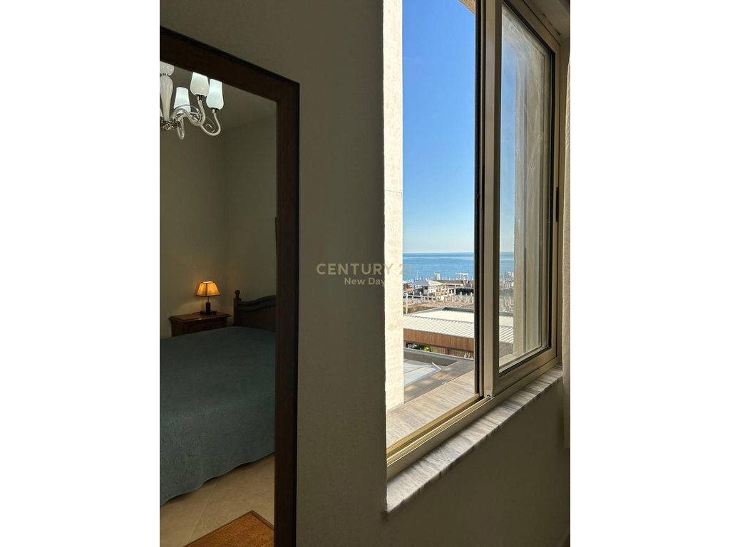 Apartament 1+1 me Qira te Shkëmbi I Kavajës, Durrës - 350€ | 72 m²
