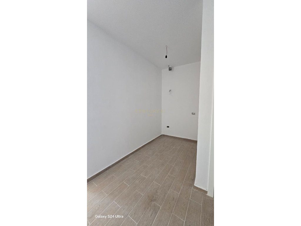 Shitet Apartament 1+1 në Spitalle, Durrës !