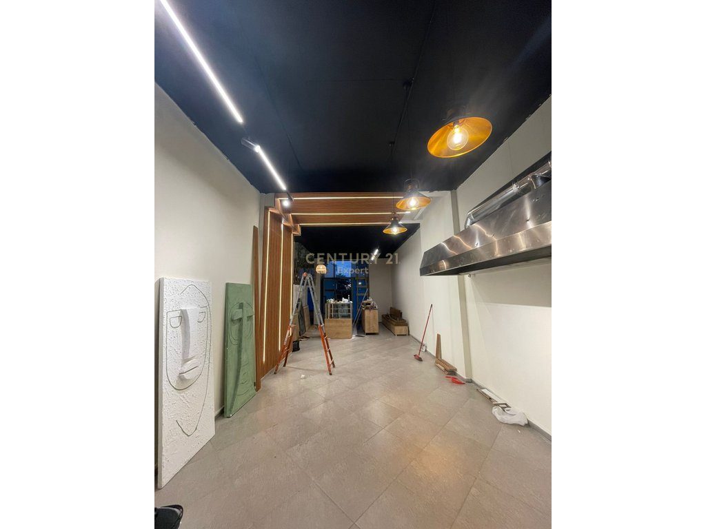 Ambient Biznesi per shitje tek Tower Bridge Residence !