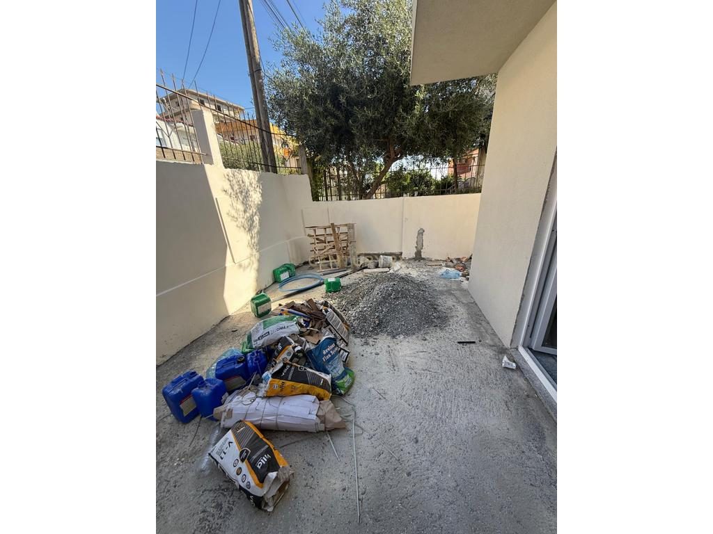 Apartament 1+1 në Shitje në Durrës me Post Parkimi dhe Depo !
