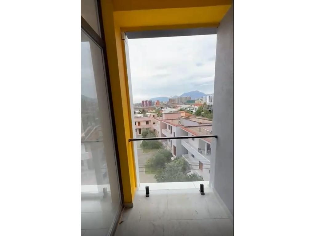 Apartament 2+1+2 per shitje tek Bulevardi i ri,Tiranë
