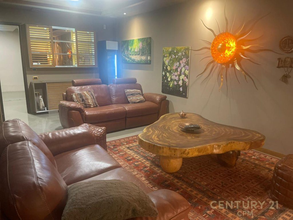 Vila Moderne 4-Katëshe, 6 dhoma në Shitje në Rezidencën Akacia Hills 1, Mjull-Bathore