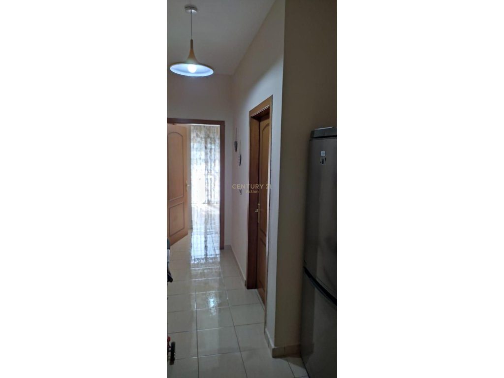 Jepet me qera Apartament 1+1 ,prane "Hotel Fafa ",Mali i Robit!
