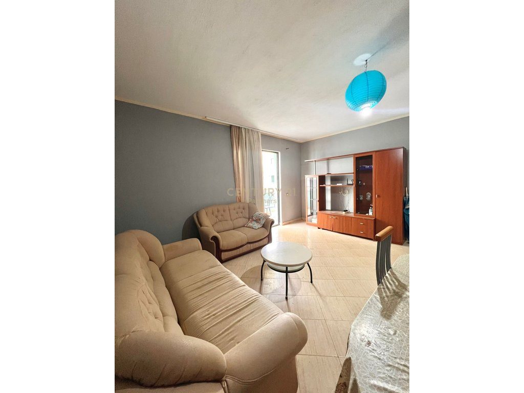 SHITET APARTAMENT 1+1 NE GOLEM -VETEM 200M LARG DETIT
