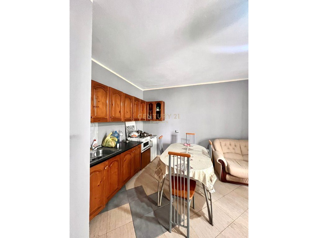 SHITET APARTAMENT 1+1 NE GOLEM -VETEM 200M LARG DETIT
