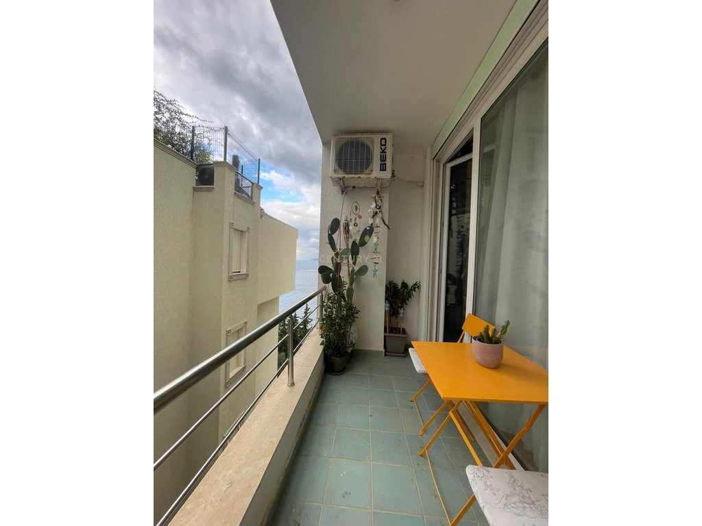SUPER MUNDESI IVESTIMI !!!APARTAMENT 1+1 NË SHITJE TEK “DIPLOMATI”, VLORË!!!