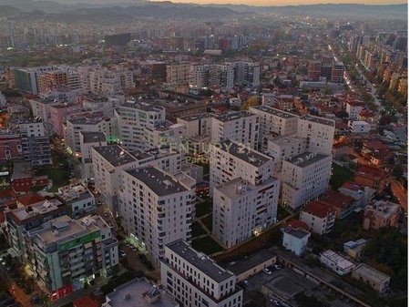 Ambient Komercial Për Shitje në Kompleksi Magnet, Tiranë - 178200€ | 54 m²