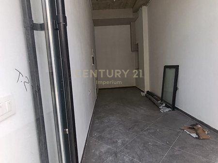 AMBIENT KOMERCIAL CORNER TEK BULEVARDI I RI!