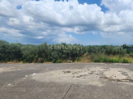 Tokë për Shitje në Autostradën Durrës-Tiranë, 30,530 m², Vijë e Parë !