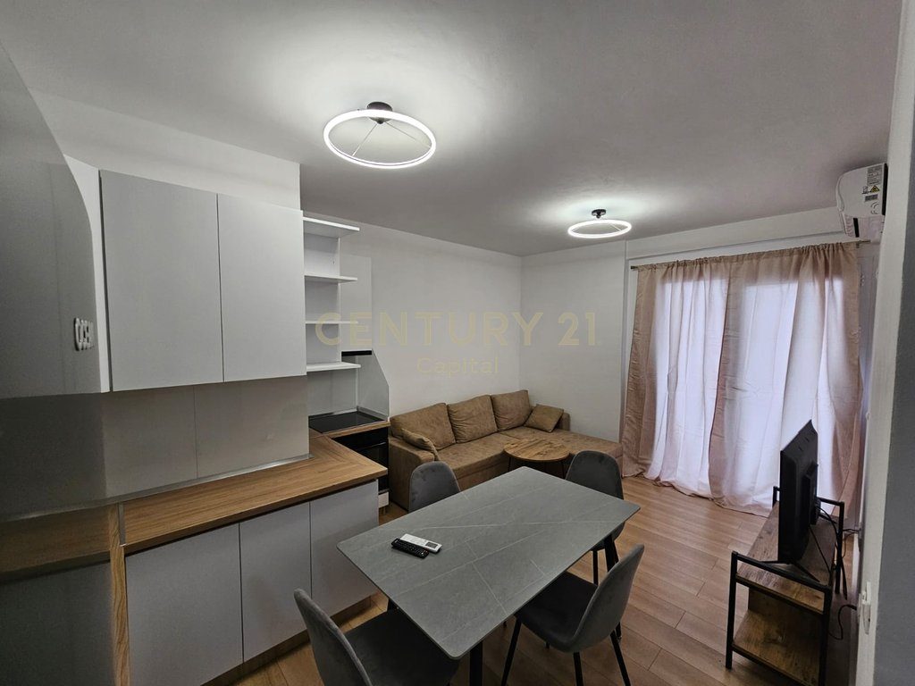 Apartament 2+1 për Qera tek Ish Fusha e Aviacionit, Tiranë