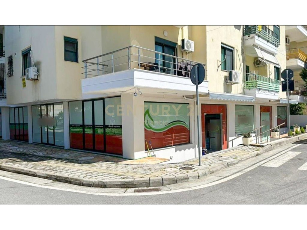 SHITET AMBIENT BIZNESI TEK SHKEMBI I  KAVAJES ,DURRES ,20M NGA DETI !!