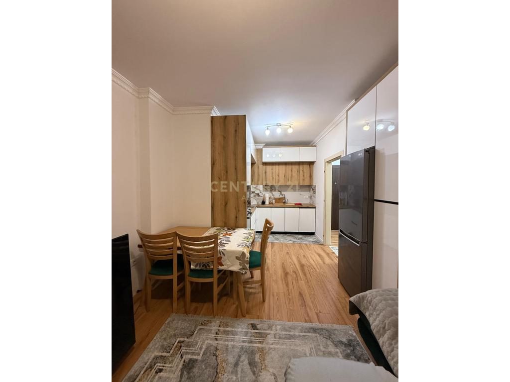 Apartament 2+1me pamje deti Për Shitje në Plazh, Durrës