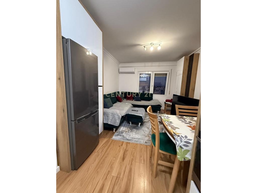Apartament 2+1me pamje deti Për Shitje në Plazh, Durrës