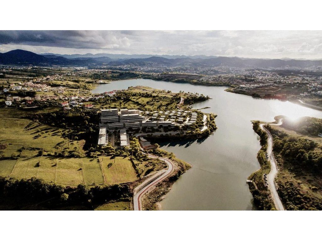 Shitet Apartament 3+1+2– Pamje Magjike nga Liqeni i Farkës! Çmim Klering!