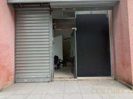 Shitet ambjent kat 0 në Komunën e Parisit, Tiranë - 135000€ | 40 m²