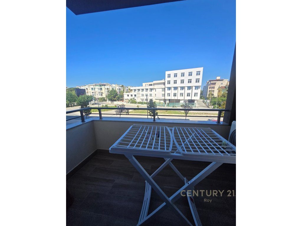SHITET APARTAMENT 1+1 TE MALI I ROBIT !
