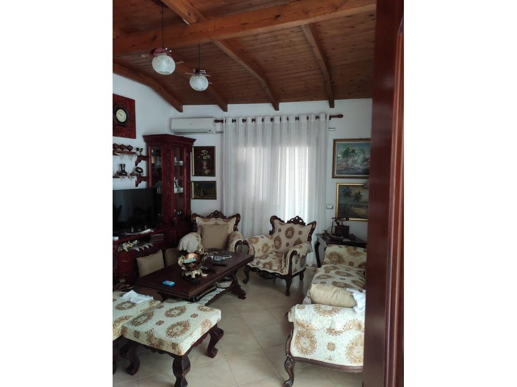 Ndertese në Shitje në Rrugen Arkitekt Kasemi, Tiranë