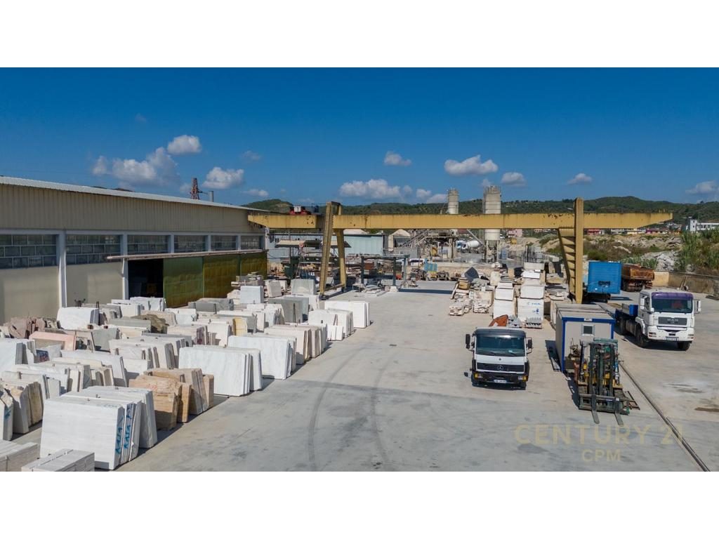 Shitet Kapanon Industrial në Autostradën Tiranë–Durrës, km 13 (Vorë)