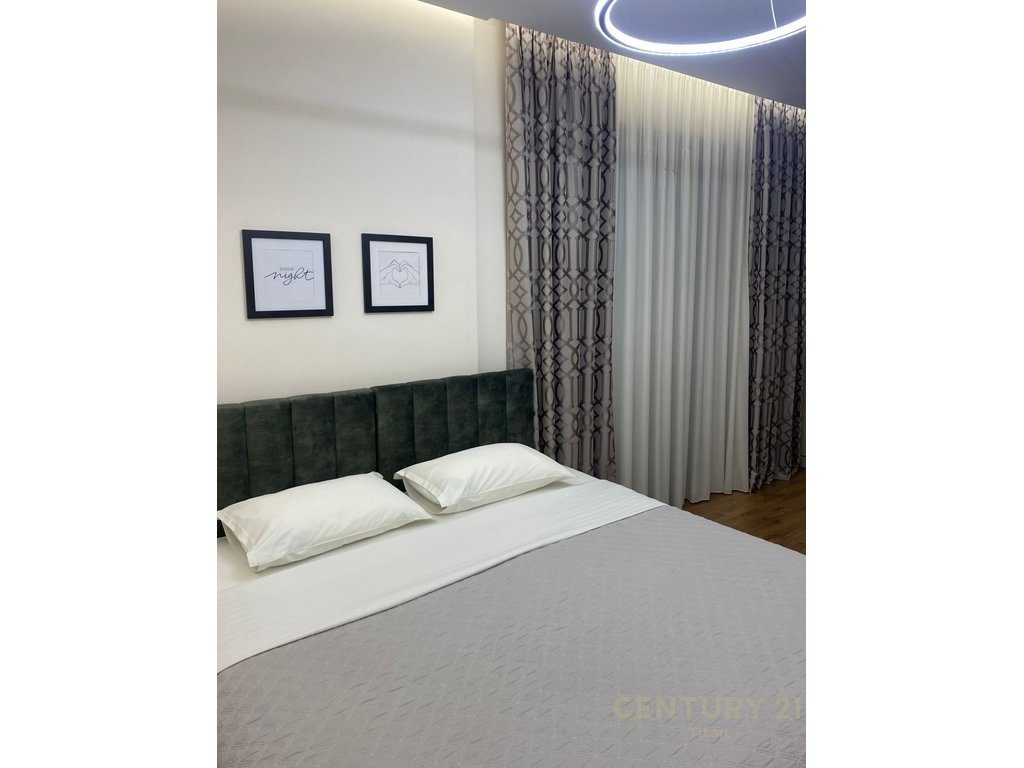 JEPET ME QIRA APARTAMENT 2+1+2 TEK RRUGA E KOSOVAREVE!