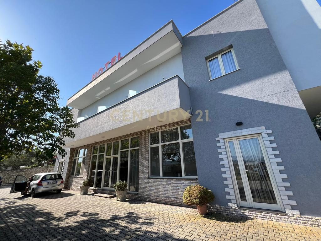 HOTEL - BAR - RESTORANT PER QERA NE SHIJAK BUZE RRUGE !