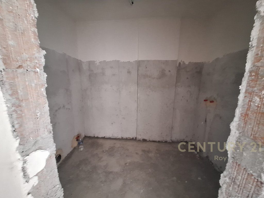 SHITET APARTAMENT NDERTIMI RI  NE GOLEM!!!