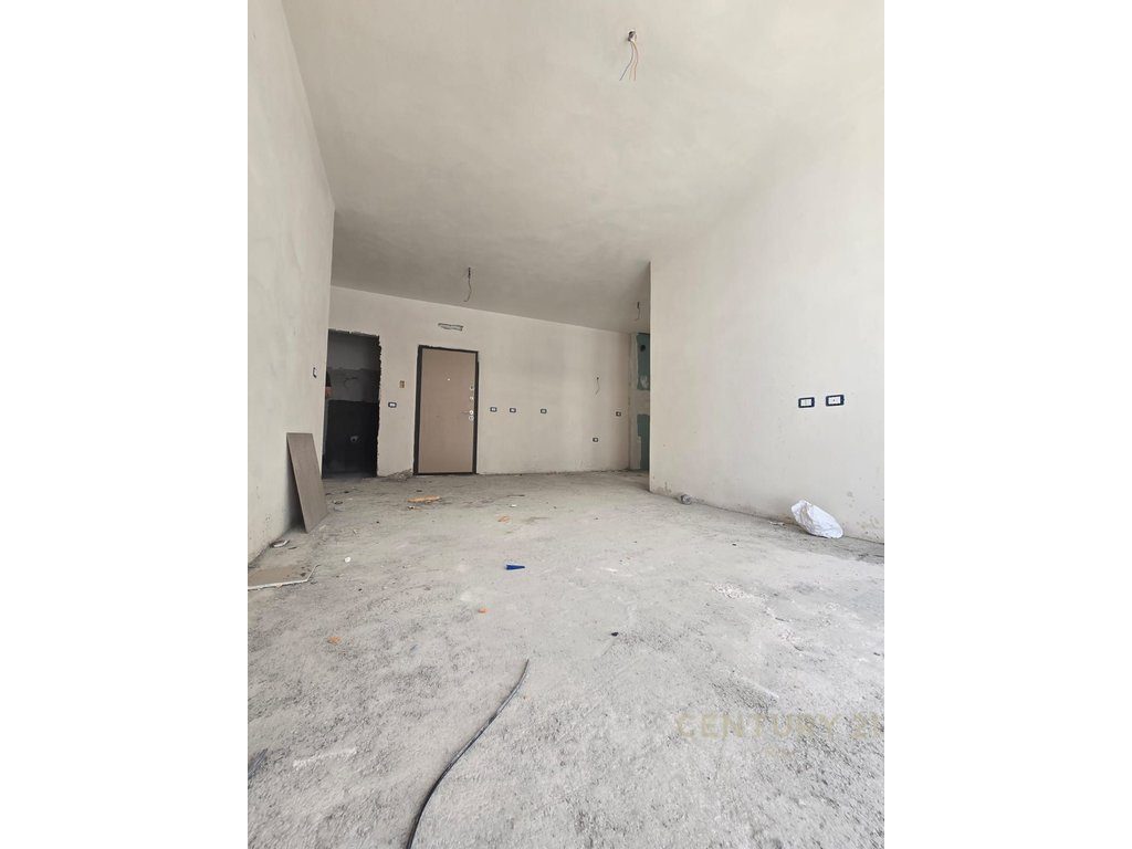 SHITET APARTAMENT 2+1+2T ME PAMJE DETI TEK REZIDENCA LIBURNA NE GOLEM!!!