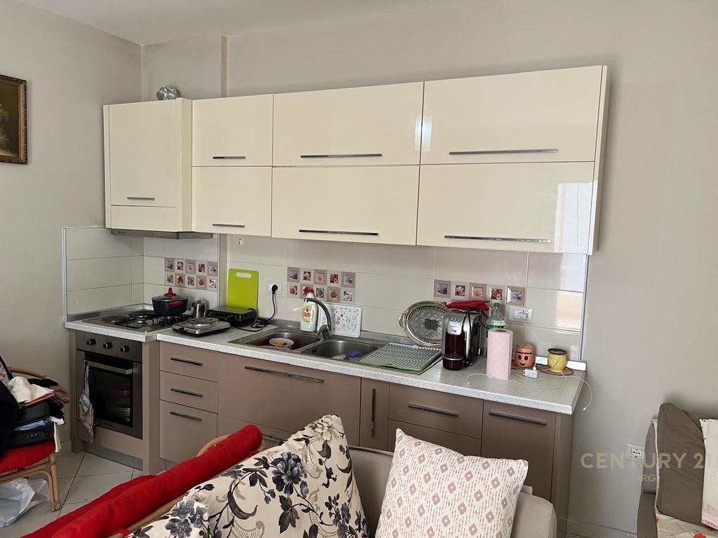 Apartament 1+1 prane Hotel Liro, Vlore!