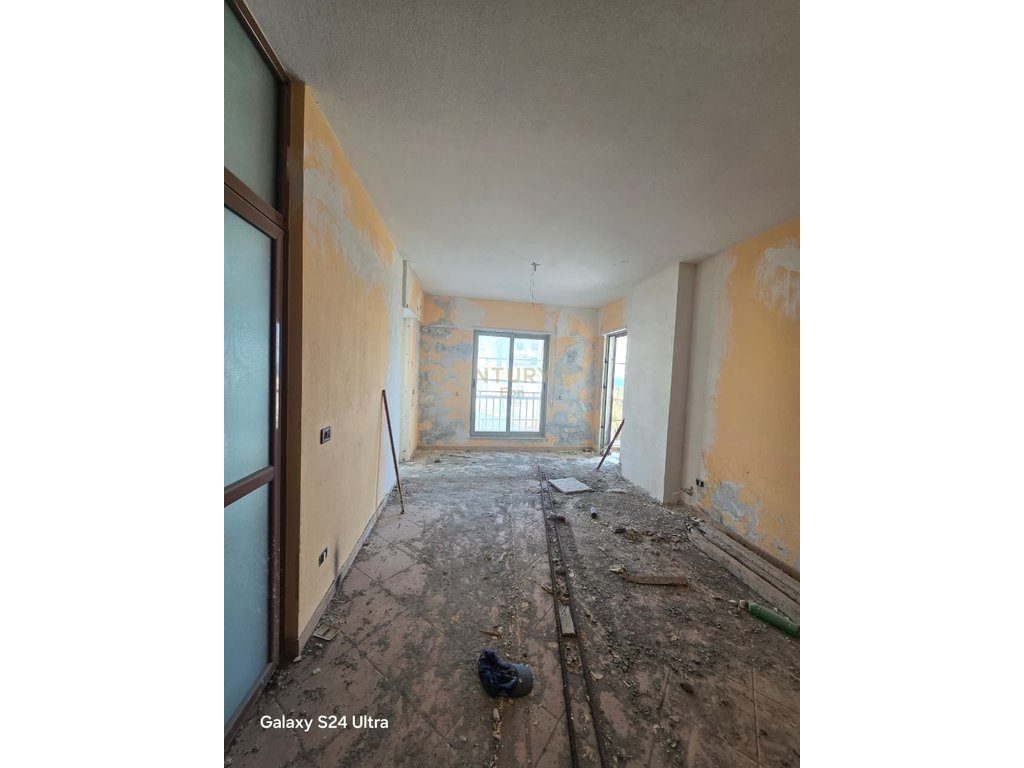 SHITET APARTAMENT 1+1 VIJE E PARE ME DETIN, PLAZH, DURRES !