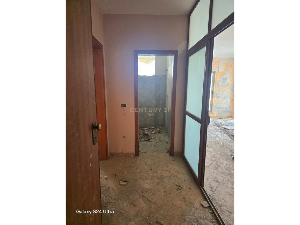 SHITET APARTAMENT 1+1 VIJE E PARE ME DETIN, PLAZH, DURRES !
