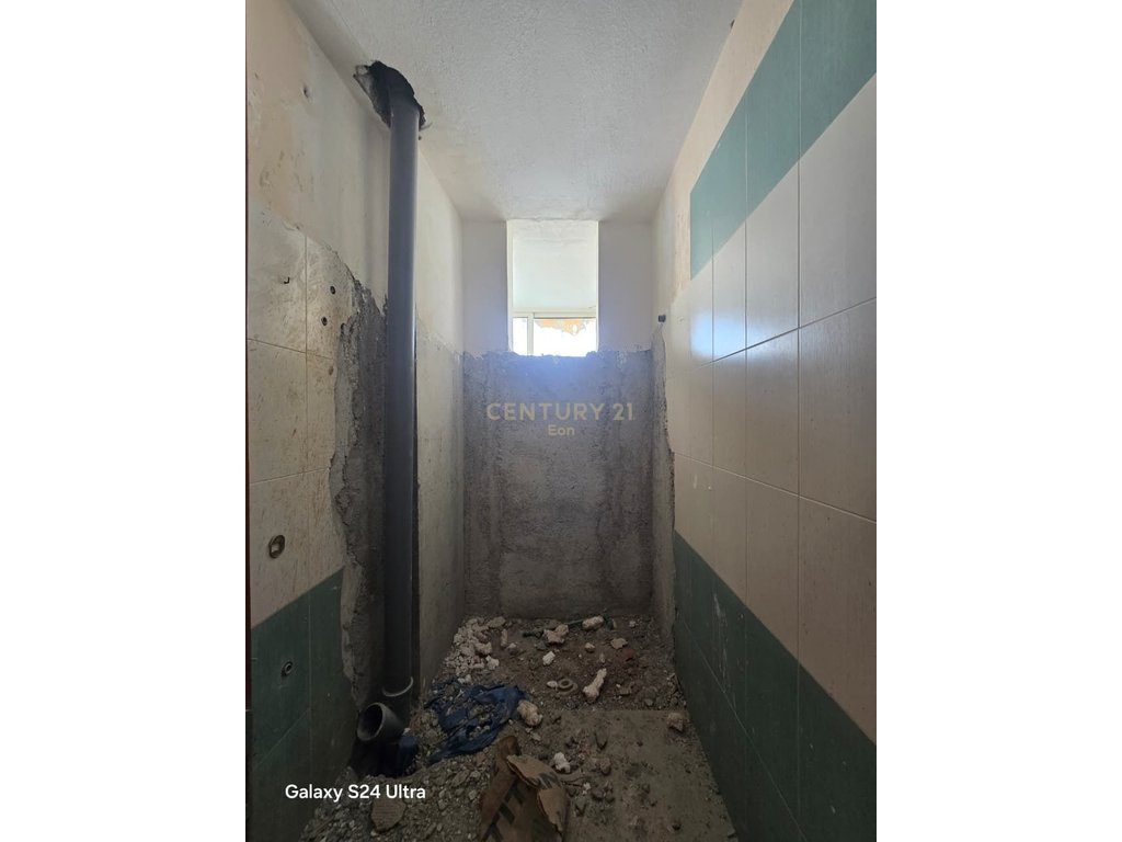 SHITET APARTAMENT 1+1 VIJE E PARE ME DETIN, PLAZH, DURRES !