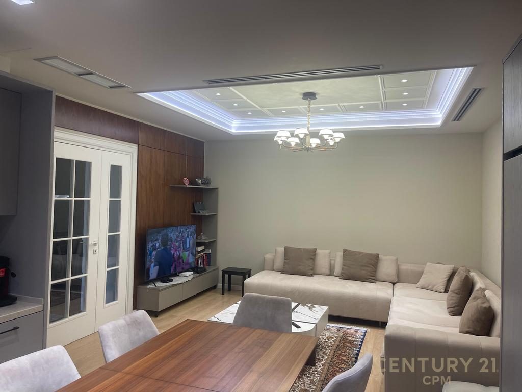 Apartament Modern 3+1+2 (+Post Parkimi) për Shitje në Rezidencën Viridario, Rruga e Kosovarëve