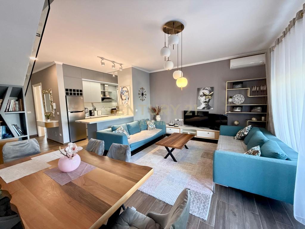 Jepet me qira dupleks modern në Vala Mar Residences, Hamallaj!