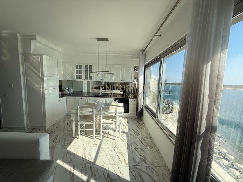 Apartament 2+1 Me Qira në Currila.