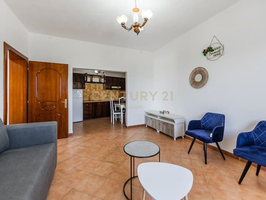 Vilë 2-kateshe  me qira në qender te Shirokes ,  Shkodrës | 100 m²