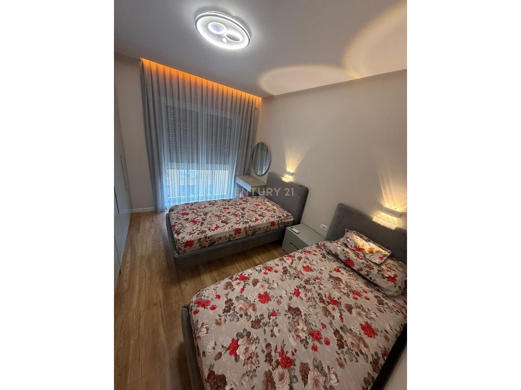 JEPET ME QIRA APARTAMENT MODERN 3+1+2+2 BALLKONE NE XHAMLLIK!