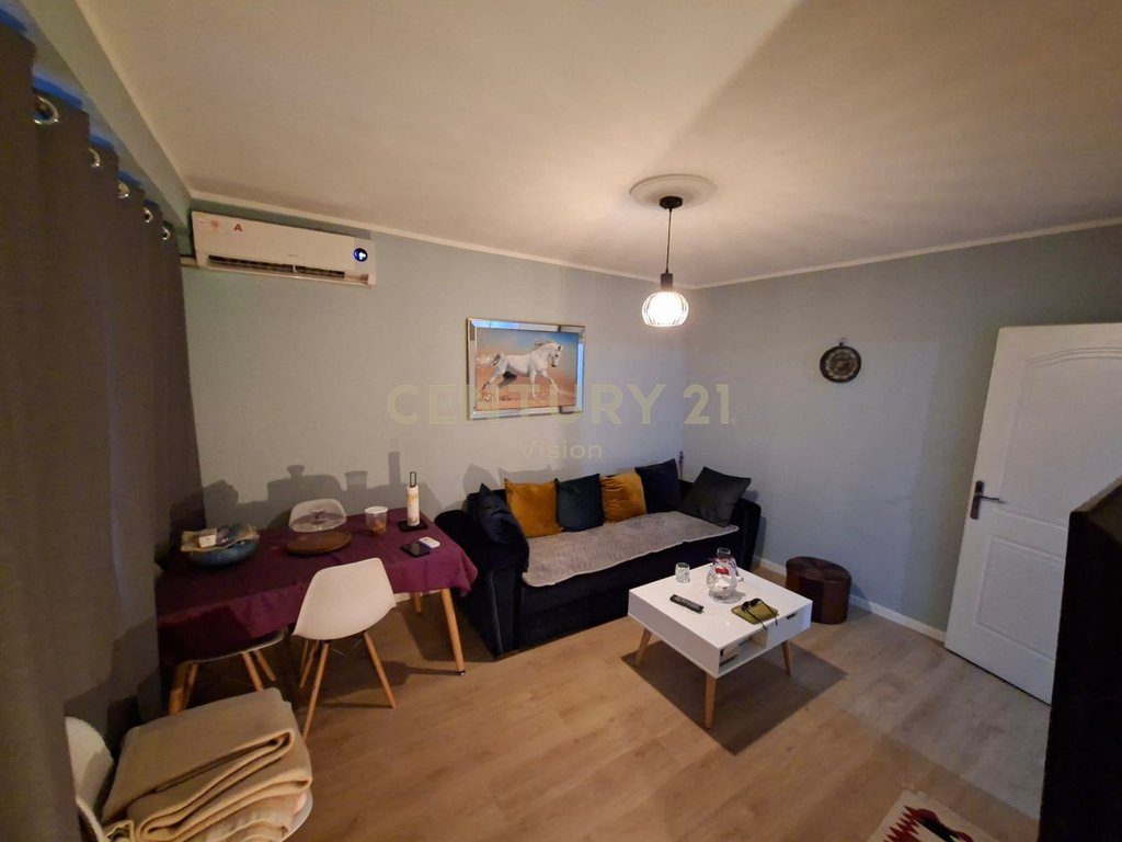 Apartament 1+1 Në Shitje në Rrugen e Stacionit te Trenit Shkodër