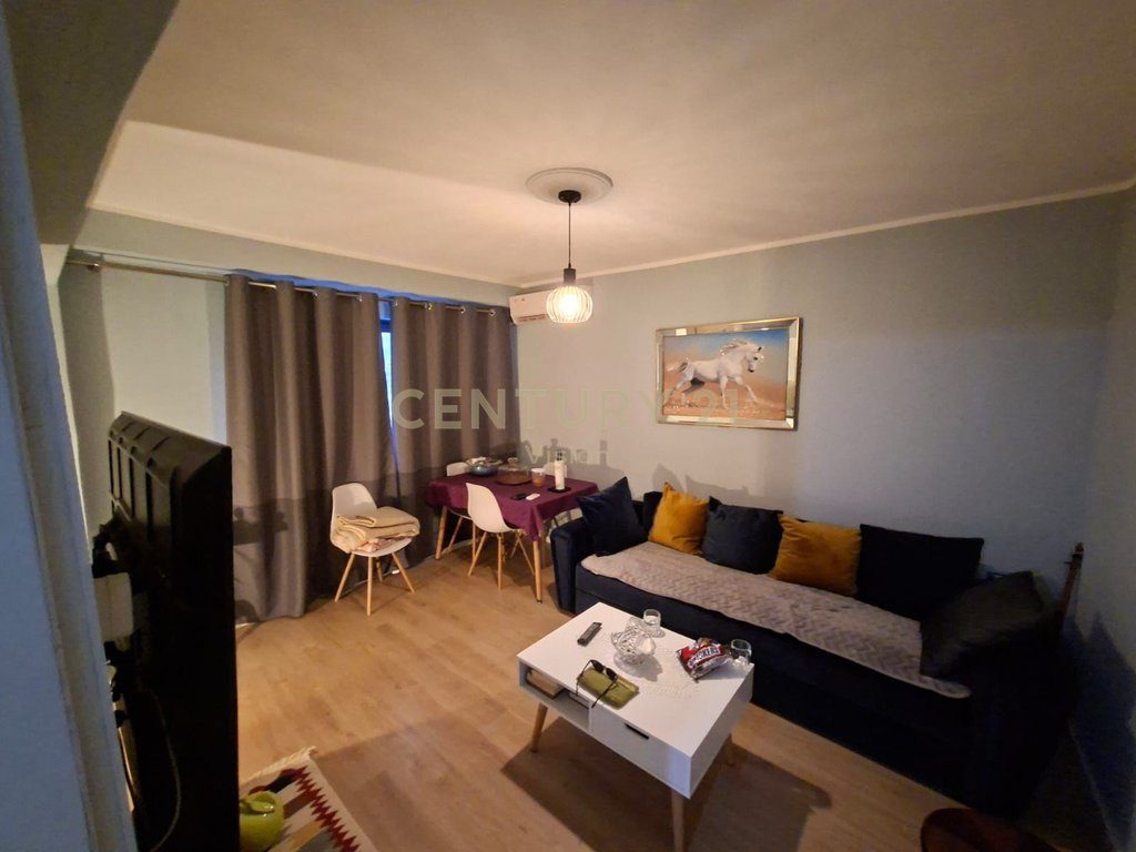 Apartament 1+1 Në Shitje në Rrugen e Stacionit te Trenit Shkodër