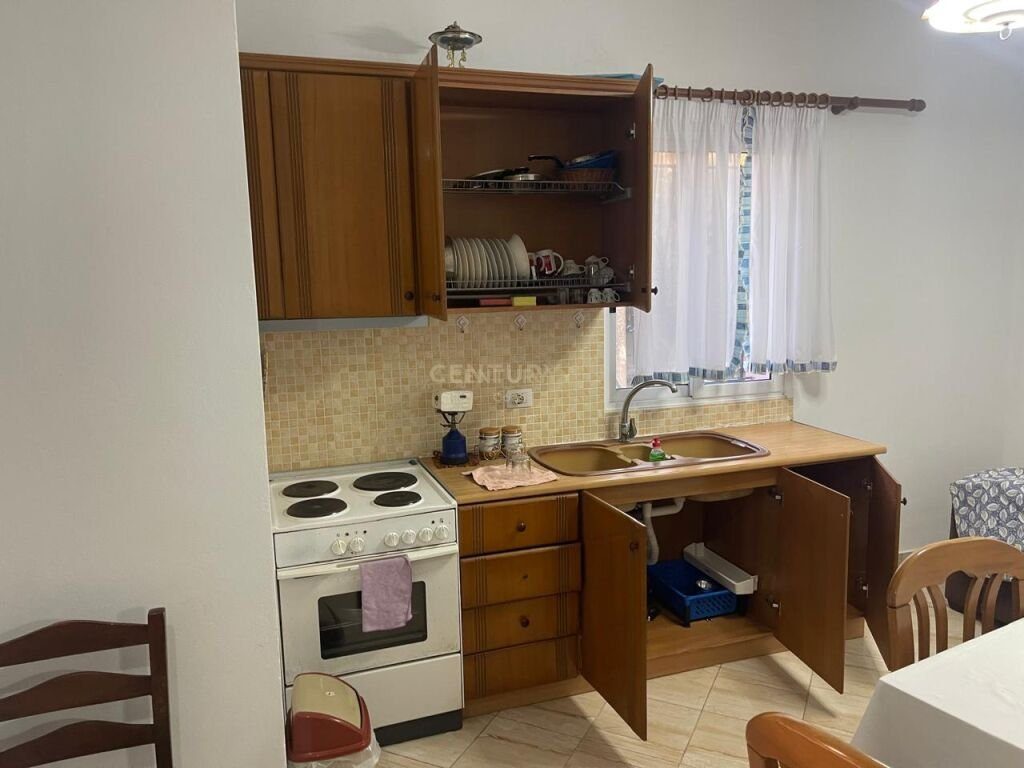 SHESIM SHTEPI PRIVATE NE ORIKUM, VLORE