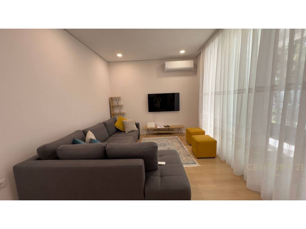 Shitet Apartament 2+1 tek San Pietro!