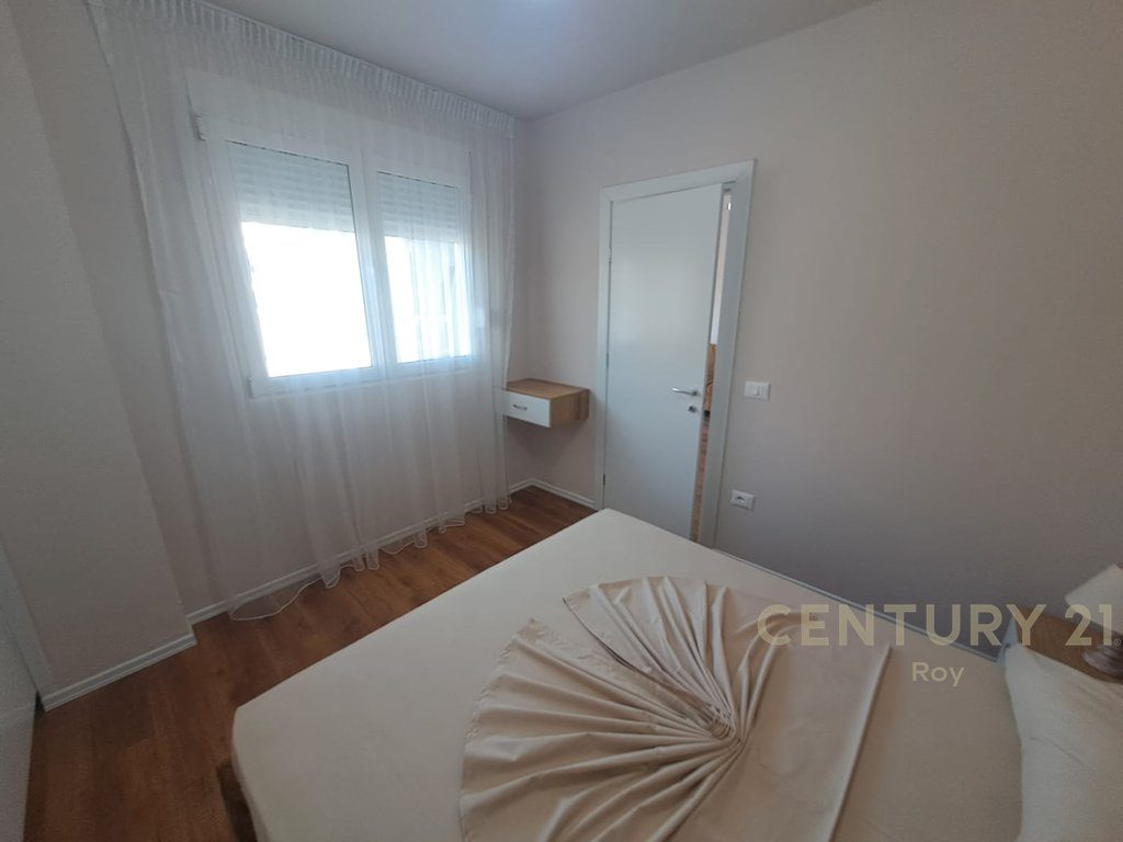 Apartament 1+1+Verande+ Vend Parkingu Për Shitje te Shkembi Kavajes !!