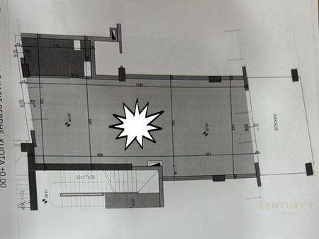 Ambient unik për biznesin tuaj – Kati i dytë i një godine buzë rruge, në zemër të Brrylit!