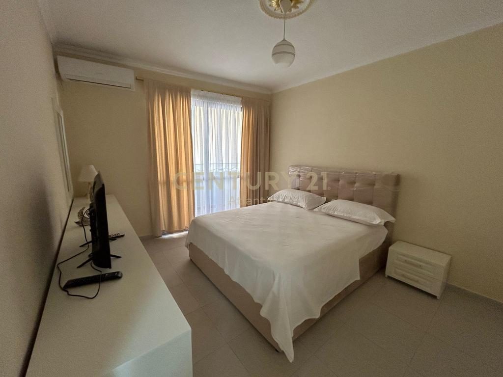 JEPET APARTAMENT 2+1+2TUALETE+2BALLKONE + PARKING NE PLAZH HEKURUDHA !!