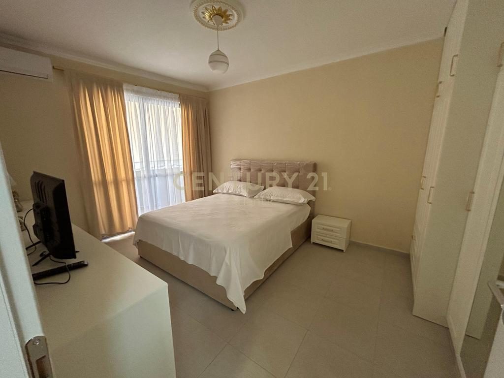 JEPET APARTAMENT 2+1+2TUALETE+2BALLKONE + PARKING NE PLAZH HEKURUDHA !!