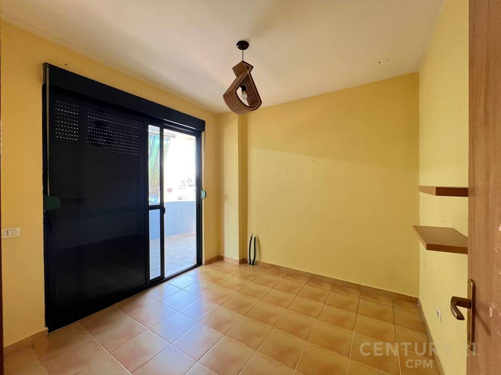Apartament 3+1 per qira!