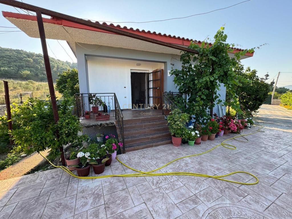 SHITET SHTEPI PRIVATE NE SELENICE - VLORE !!!
