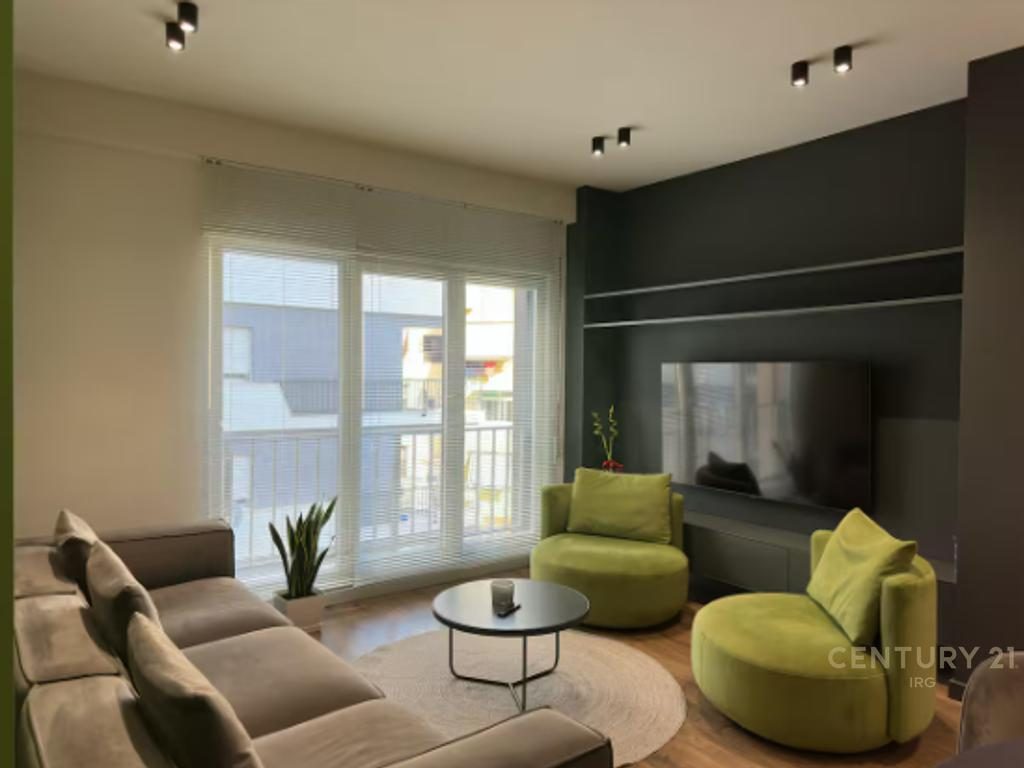 Apartament luksoz 2+1+2 me qira tek Rruga e Dibres!