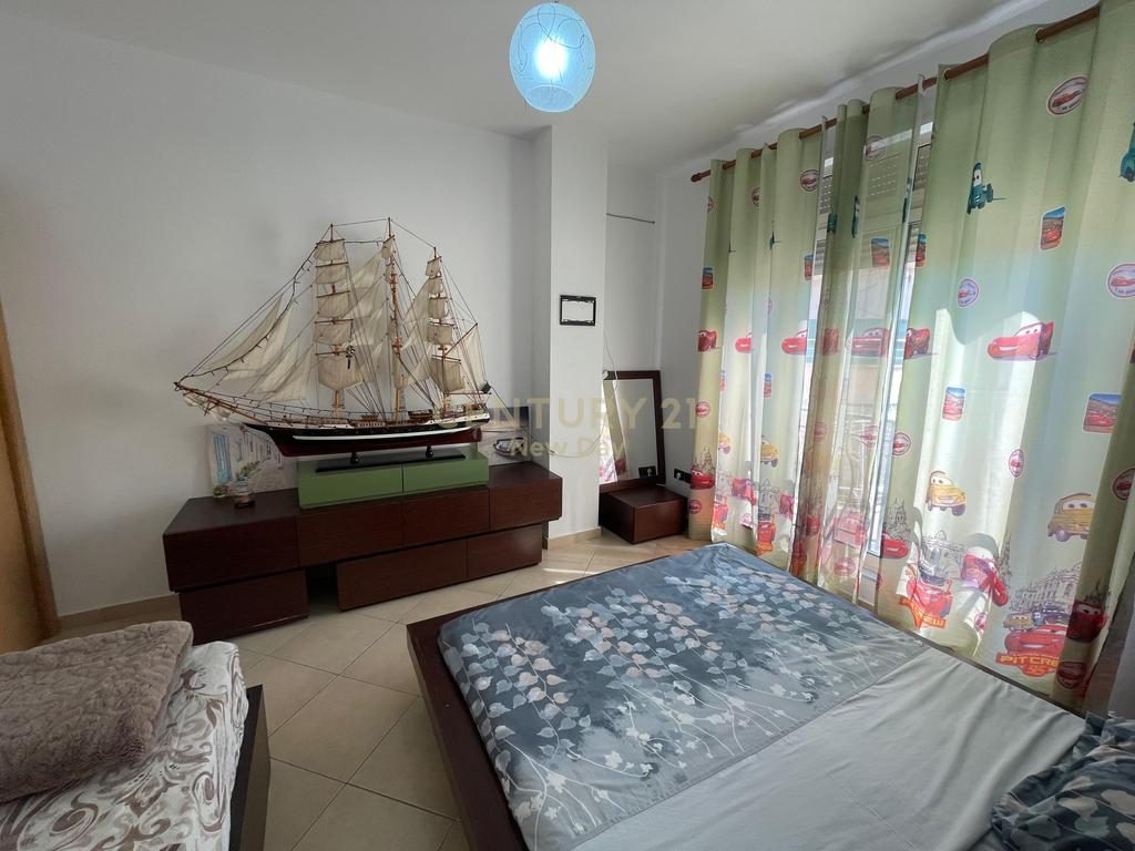 SHITET APARTAMENT 1+1 TEK SHKEMBI I KAVAJES!